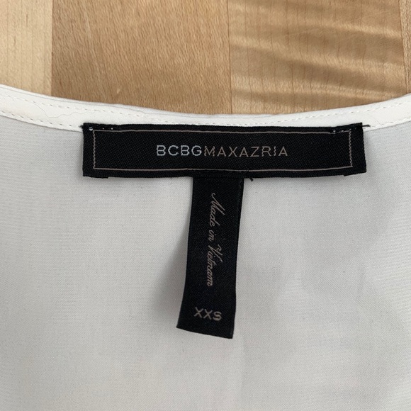 BCBG Steacy top - Picture 3 of 5